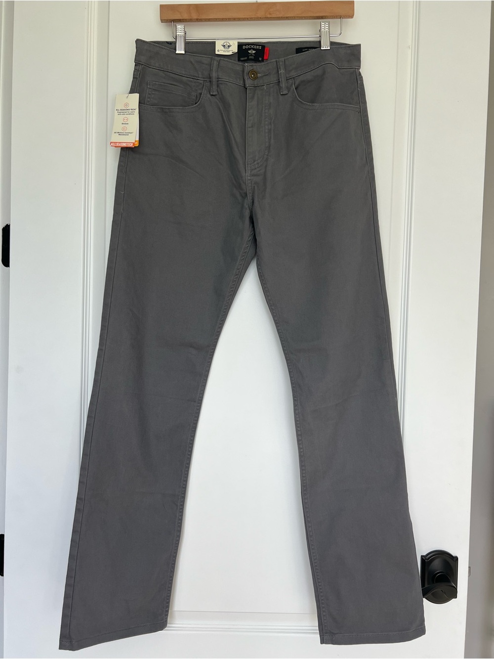 NWT Dockers All Seasons Tech Jean Cut Pants Gray Straight Fit 5 Pocket 31x32